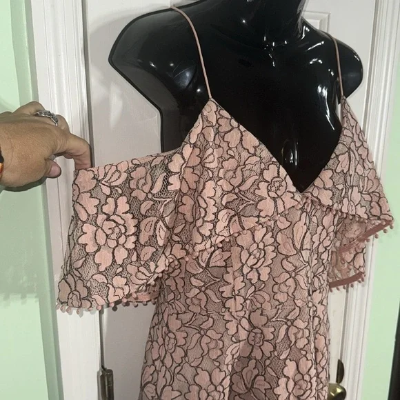 N / Nicholas Pink & Grey Lace Flutter Sleeve Dress Summer Wedding Guest  Size 6 Dresses